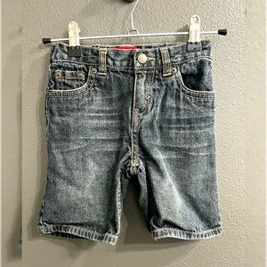 Toddler Levi’s Jean Shorts